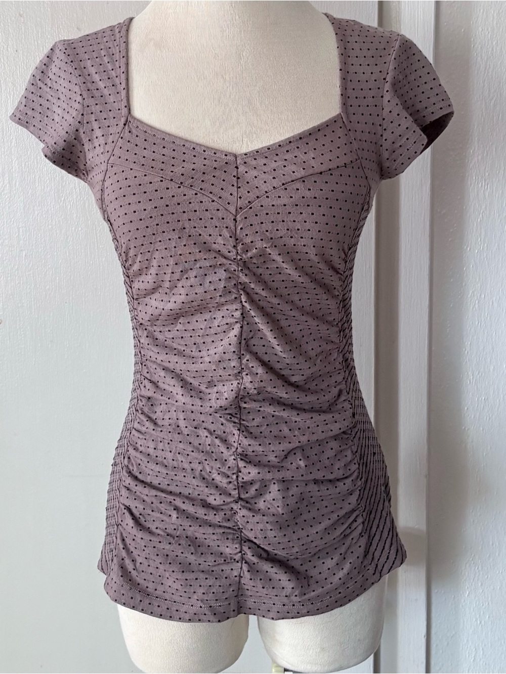 Anthropologie x Postmark Taupe & Black Polka Dot Ruched Shirt ~ sz Small